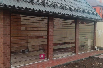 Прозрачные рольставни без электропривода
